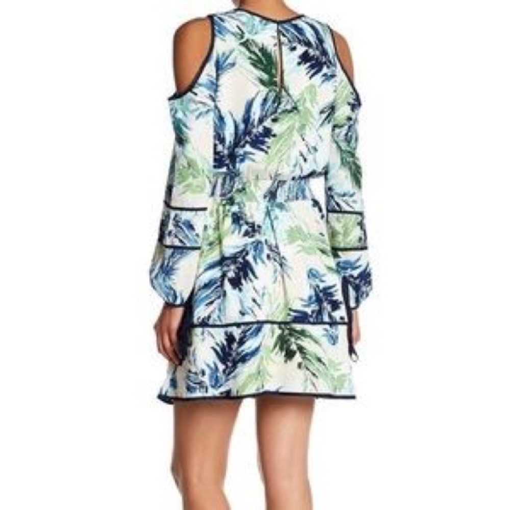 Adelyn Rae NEW Tropical Cold Shoulder Dress - Picture 3 of 7